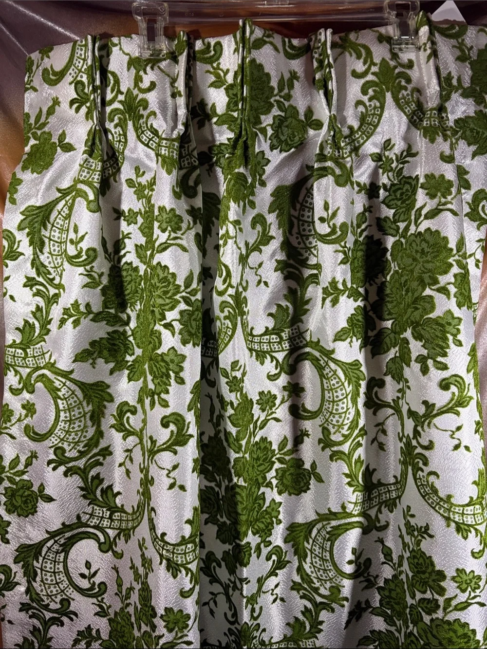 4 vintage drapery flocked Brand New Green Floral Damask Curtain Panels 411